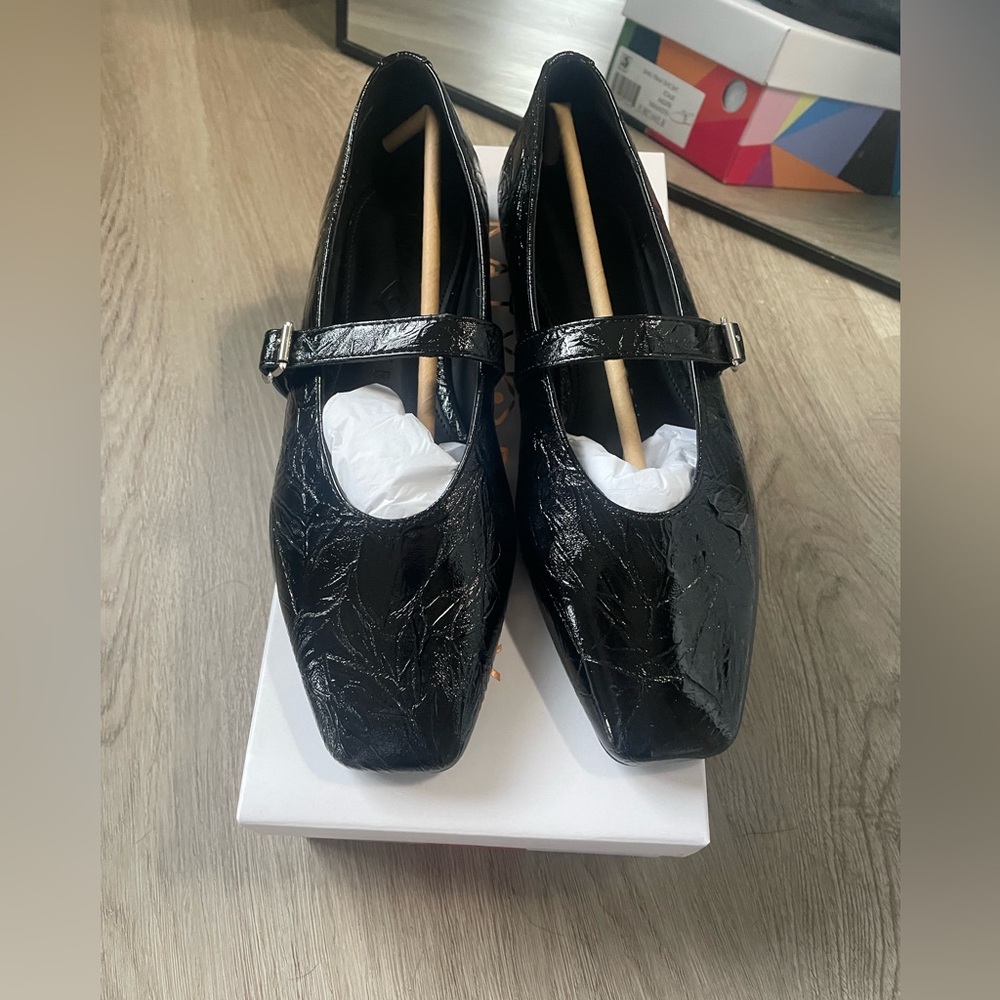 Katy Perry Brand - The Evie Mary Jane - Color Black - Size 8.5 brand new w/ box